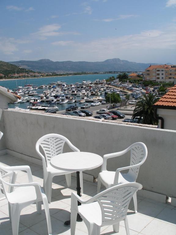 Apartments Madirazza تروغير المظهر الخارجي الصورة